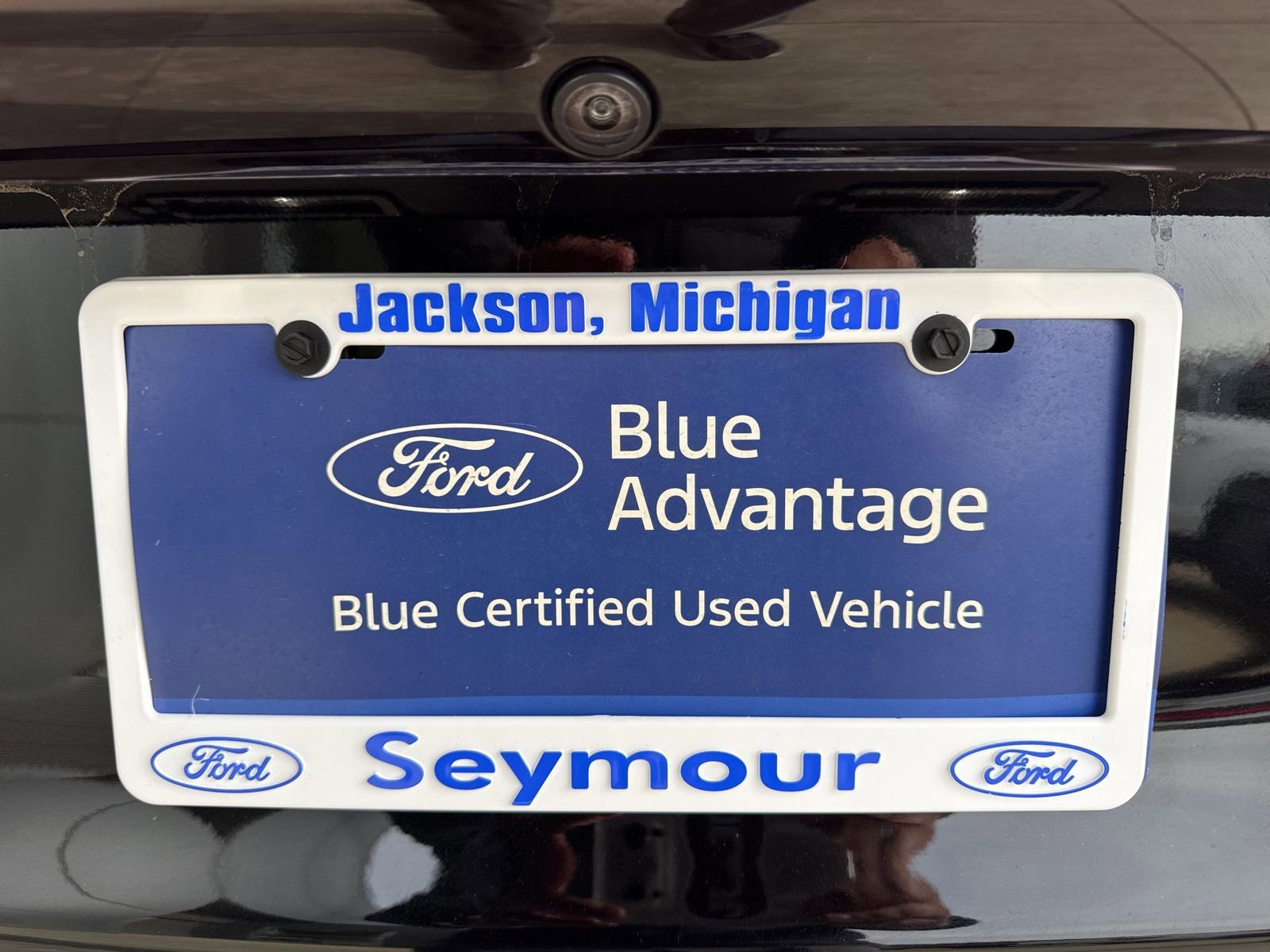 Used 2024 Chrysler Pacifica Touring-L image 16