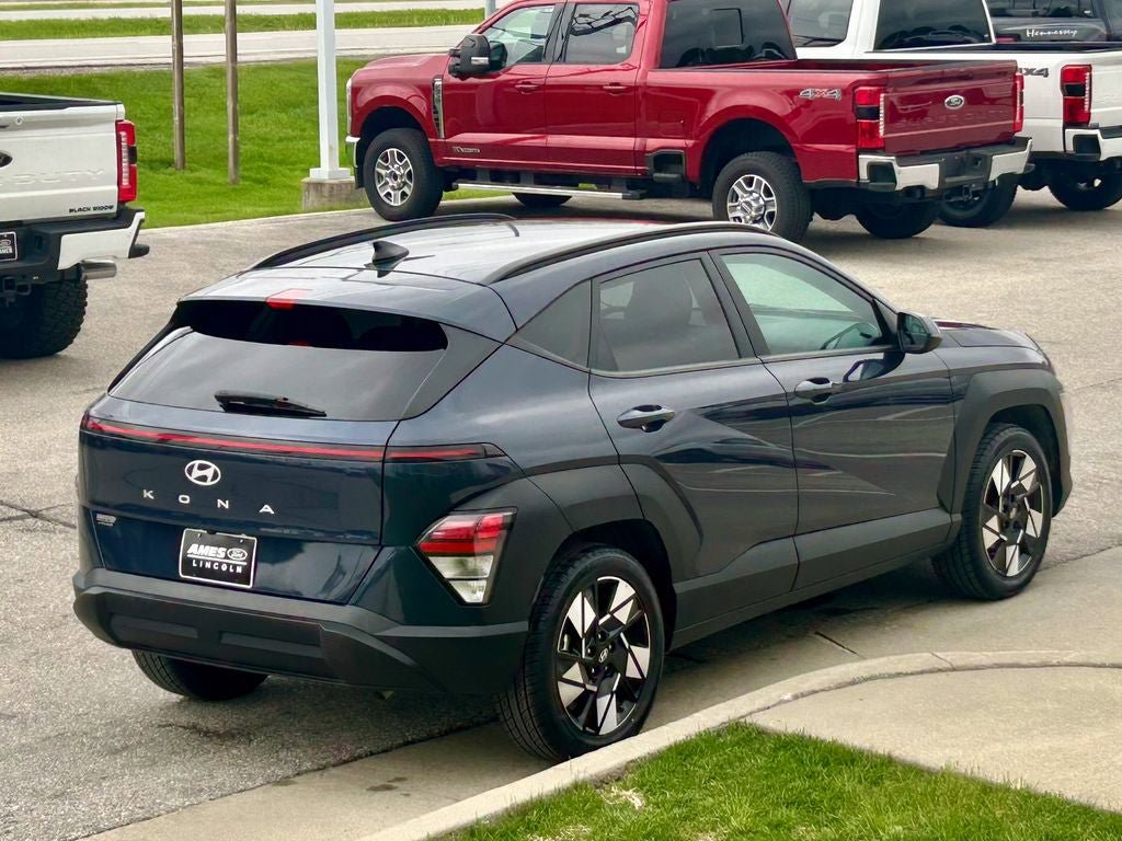 Used 2025 Hyundai Kona SEL FWD image 6
