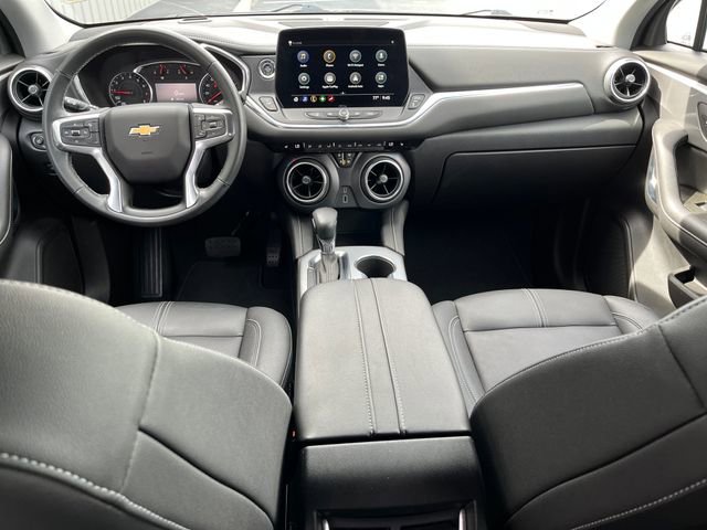 Used 2024 Chevrolet Blazer LT w/ Midnight/Sport Edition FWD image 18