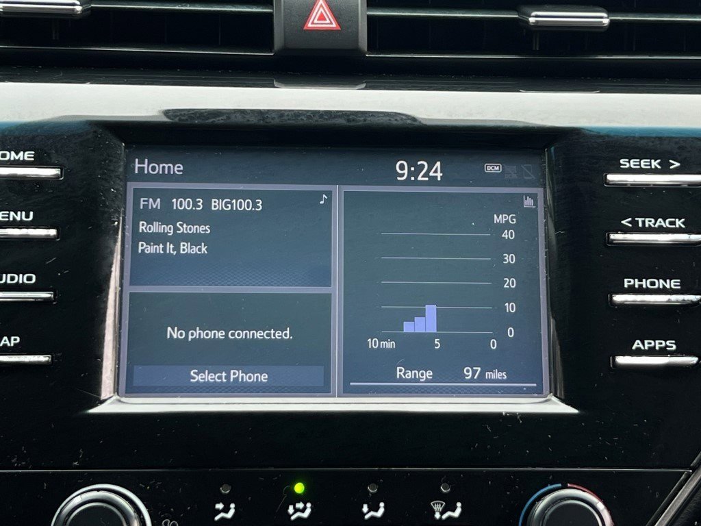 Used 2019 Toyota Camry LE image 17