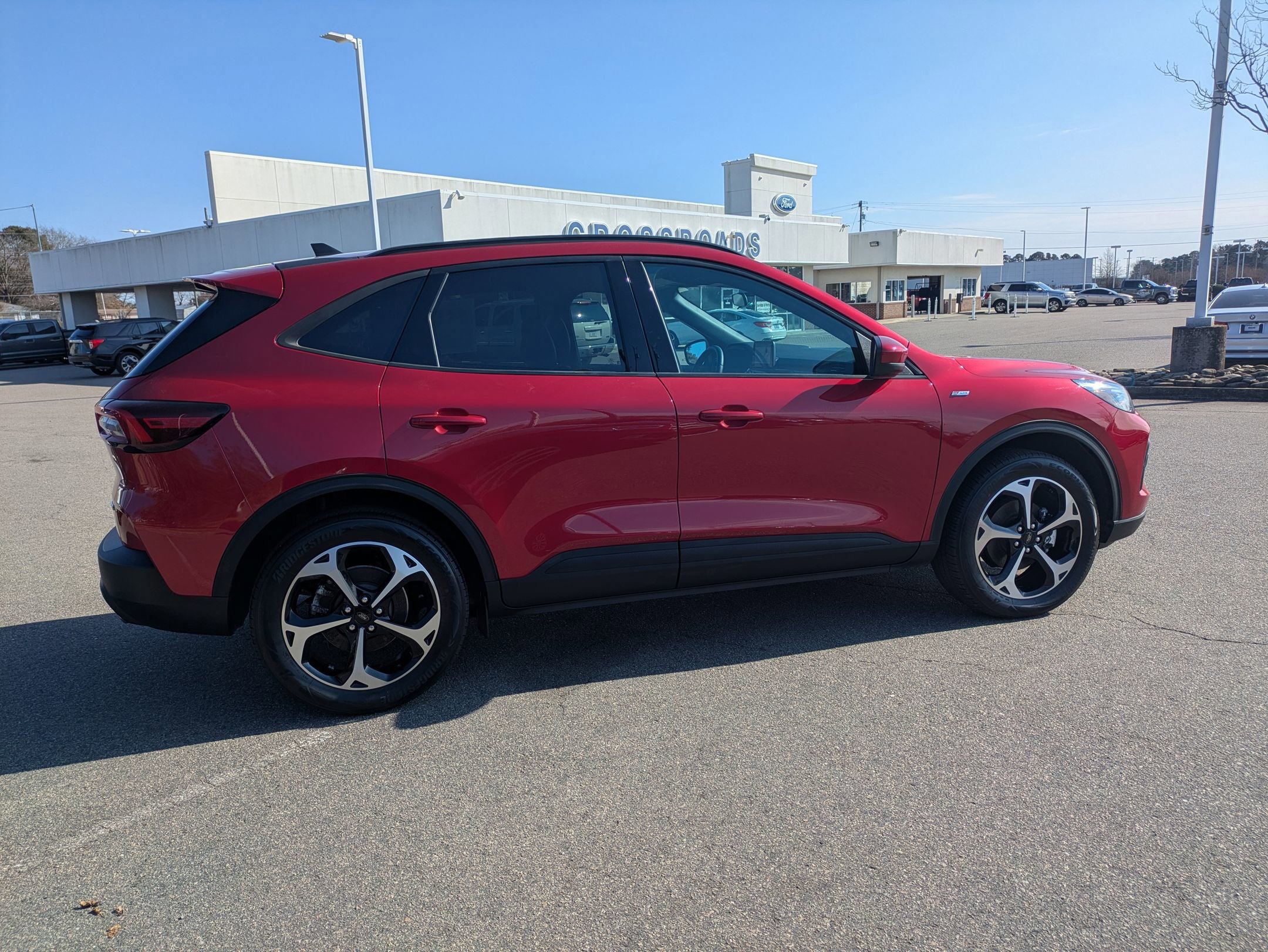 Certified 2025 Ford Escape ST-Line Elite image 6