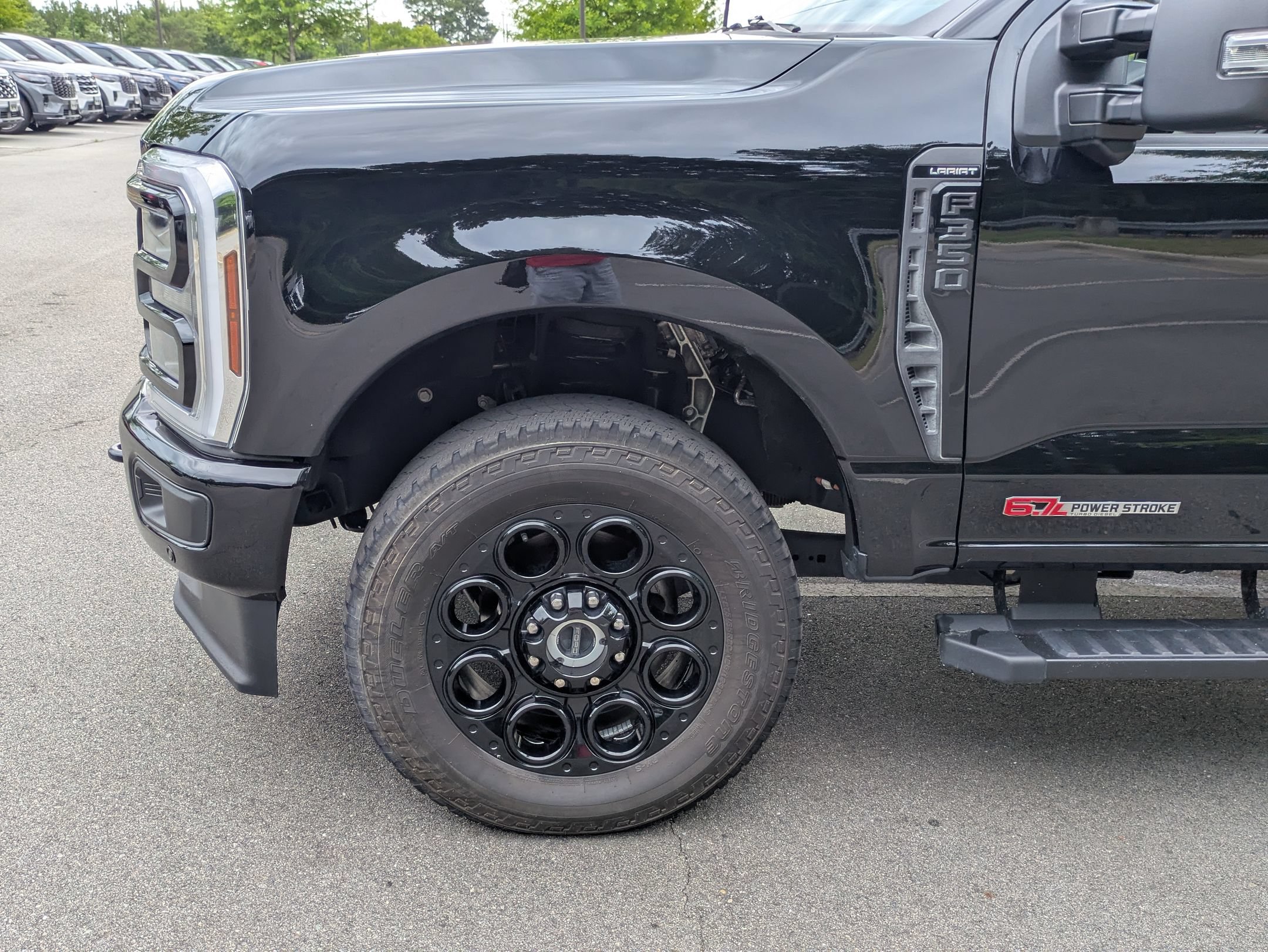 Certified 2025 Ford F350 Lariat w/ Lariat Ultimate Package AWD/4WD image 11