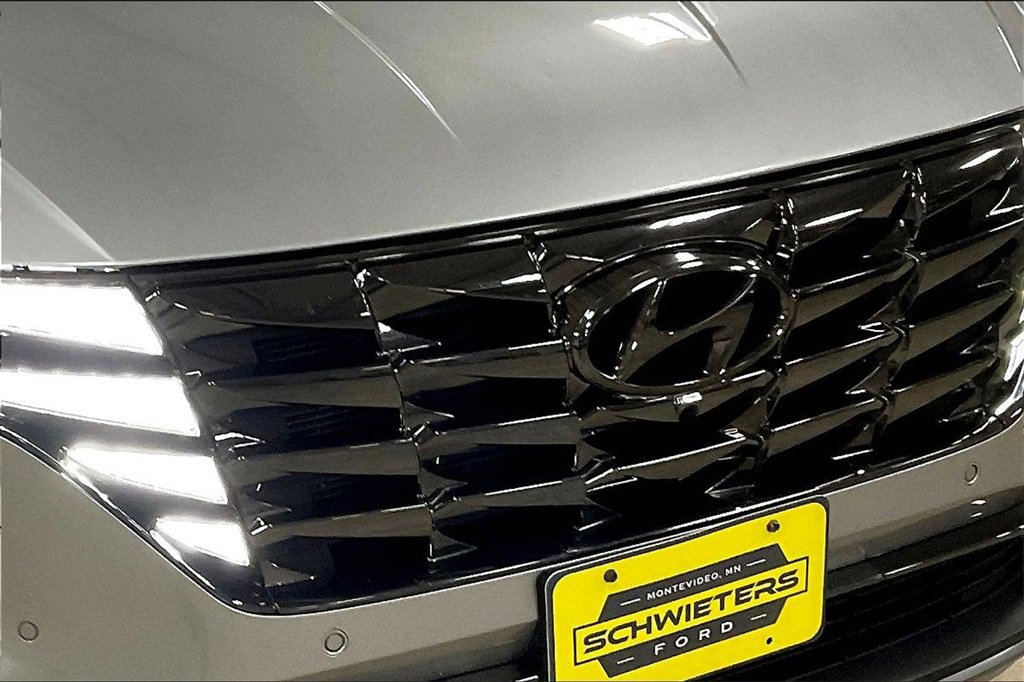 Used 2024 Hyundai Tucson Limited image 29