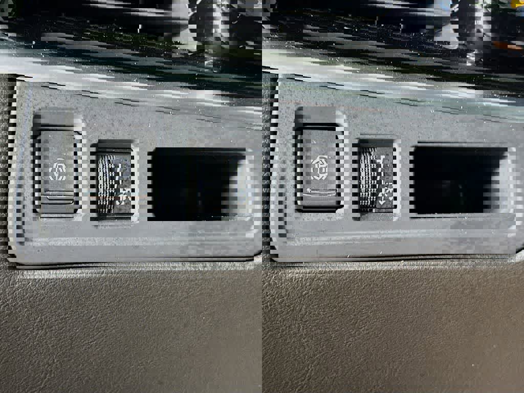 Used 2024 Cadillac XT6 Premium Luxury image 27