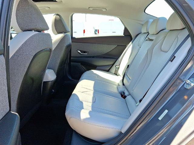 Used 2024 Hyundai Elantra Limited FWD image 10