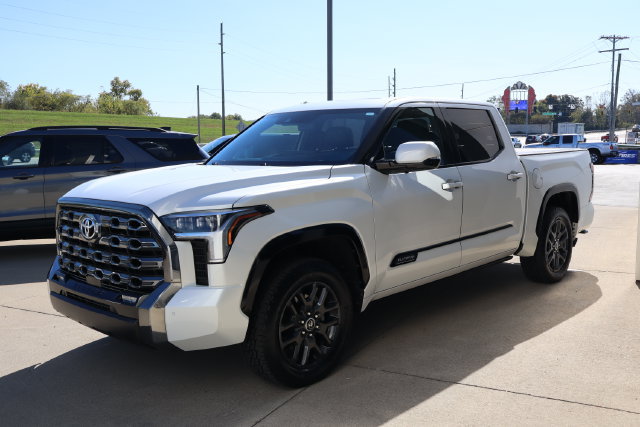 Used 2023 Toyota Tundra Platinum w/ Advanced Package AWD/4WD image 5