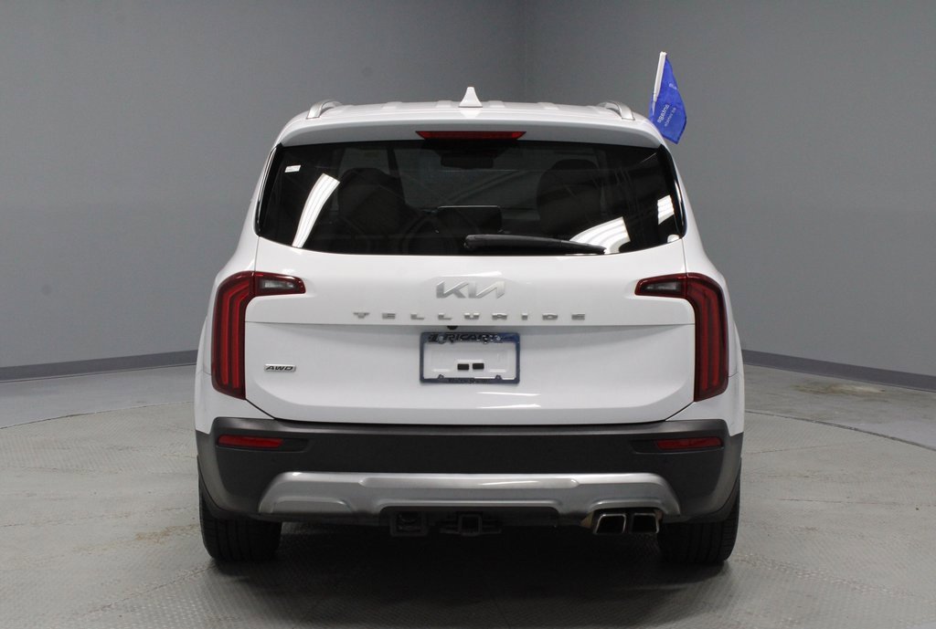 Used 2022 Kia Telluride EX w/ EX Premium Package image 4