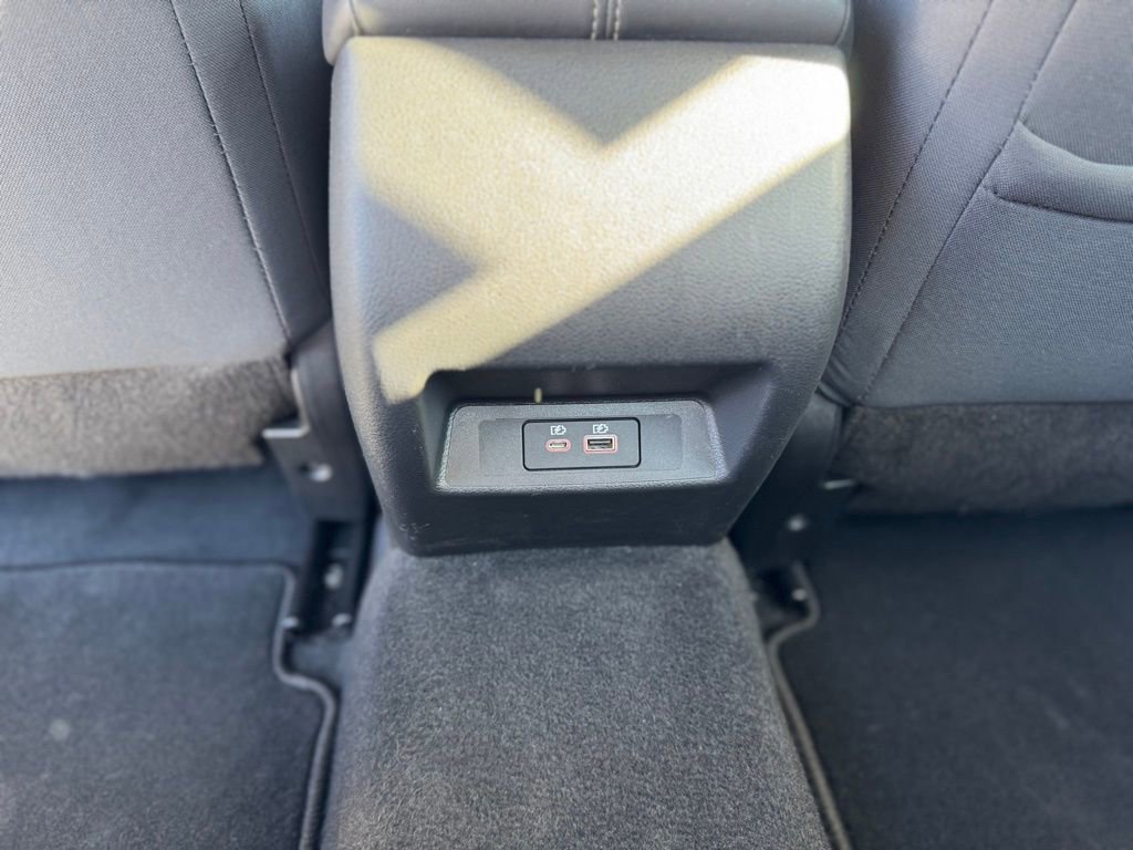 Used 2025 Nissan Altima 2.5 SV image 35