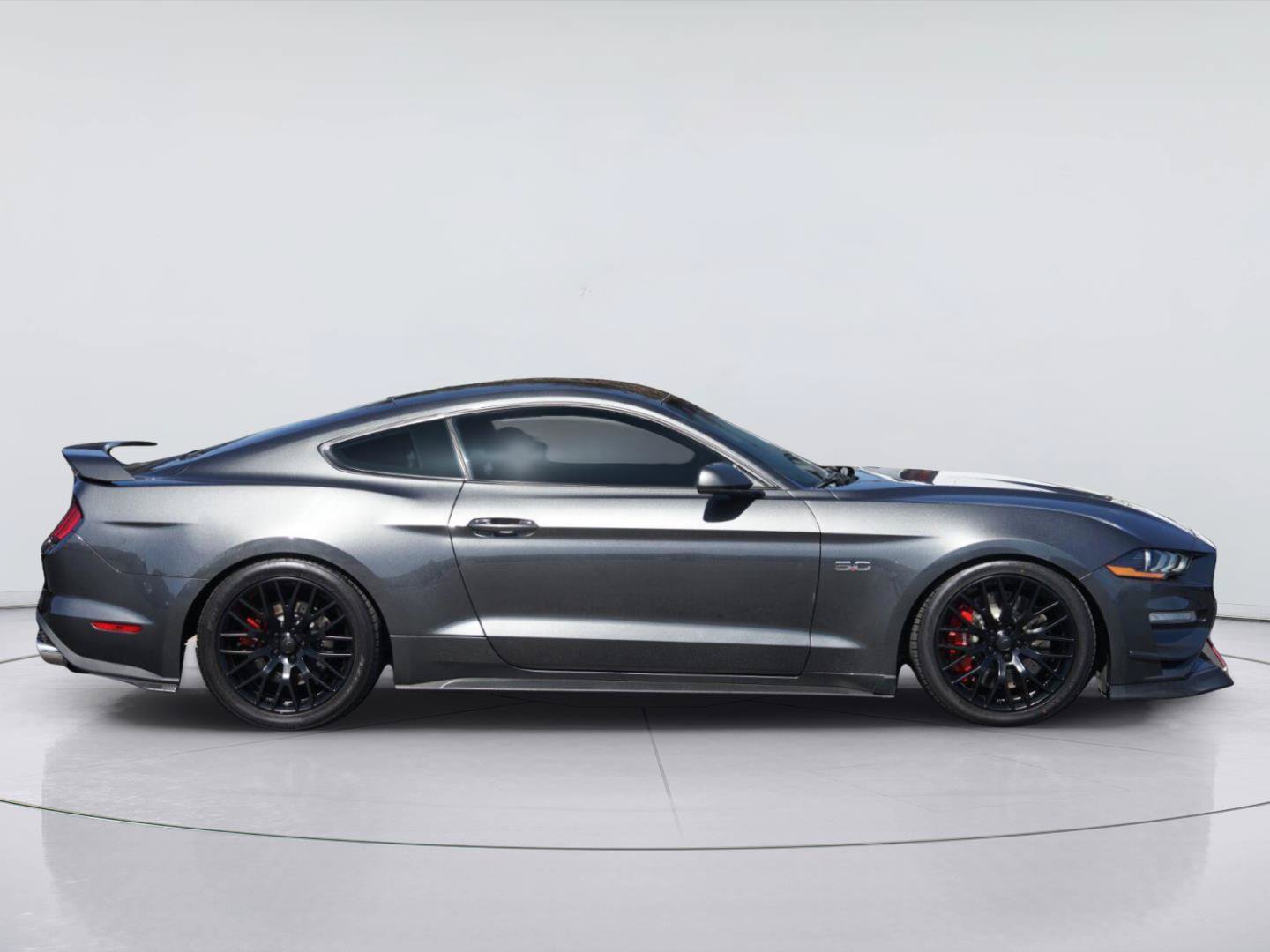 Certified 2018 Ford Mustang GT w/ GT Performance Package RWD image 5