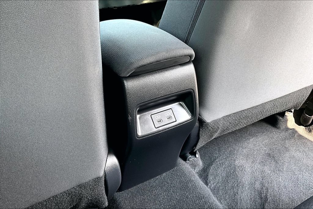 Used 2025 Toyota Corolla LE FWD image 33