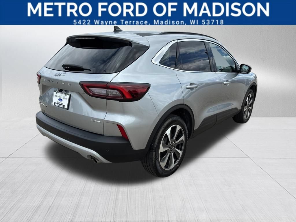 Certified 2024 Ford Escape Platinum AWD/4WD image 8