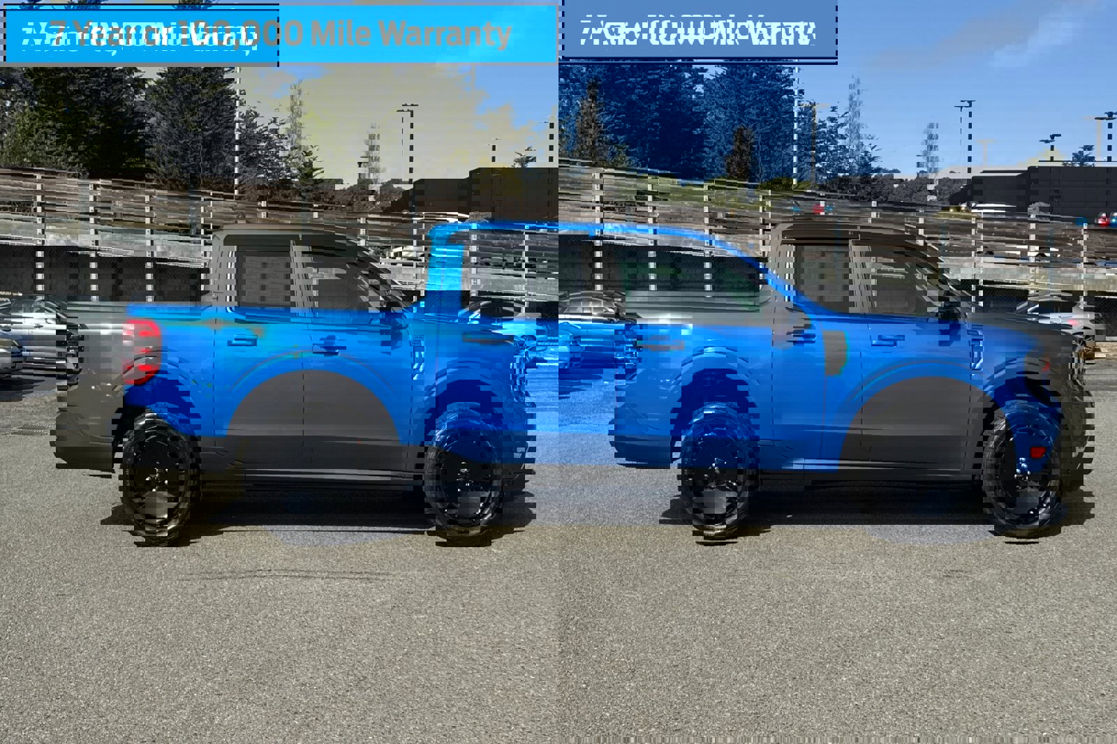 Certified 2025 Ford Maverick Lariat w/ Black Appearance Package image 3