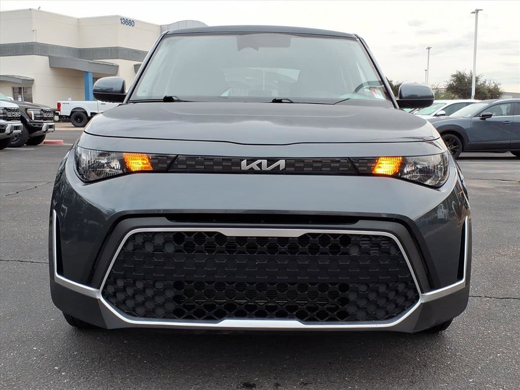 Used 2023 Kia Soul LX w/ LX Technology Package image 8