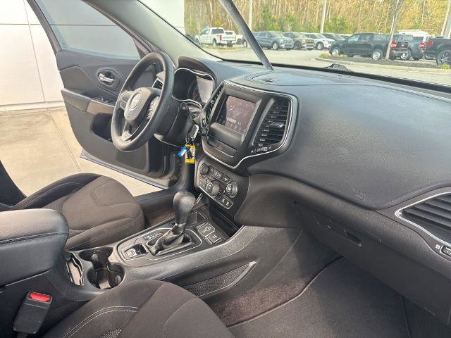 Used 2019 Jeep Cherokee Latitude w/ Popular Appearance Group image 33