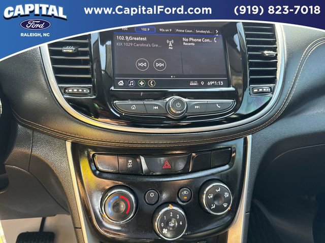 Used 2021 Chevrolet Trax LT image 27