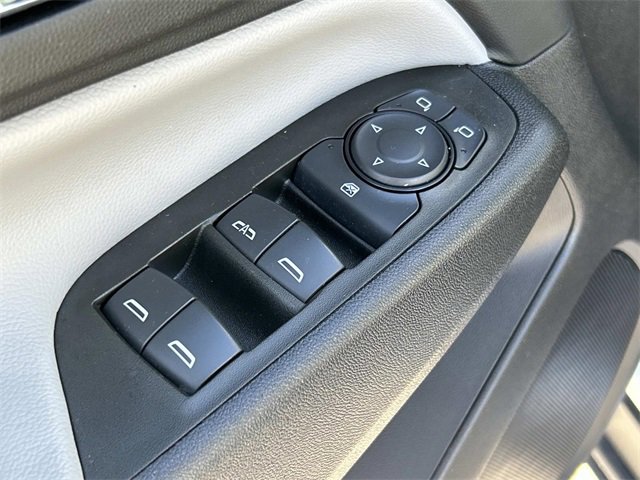 Used 2023 Chevrolet Equinox LT image 31