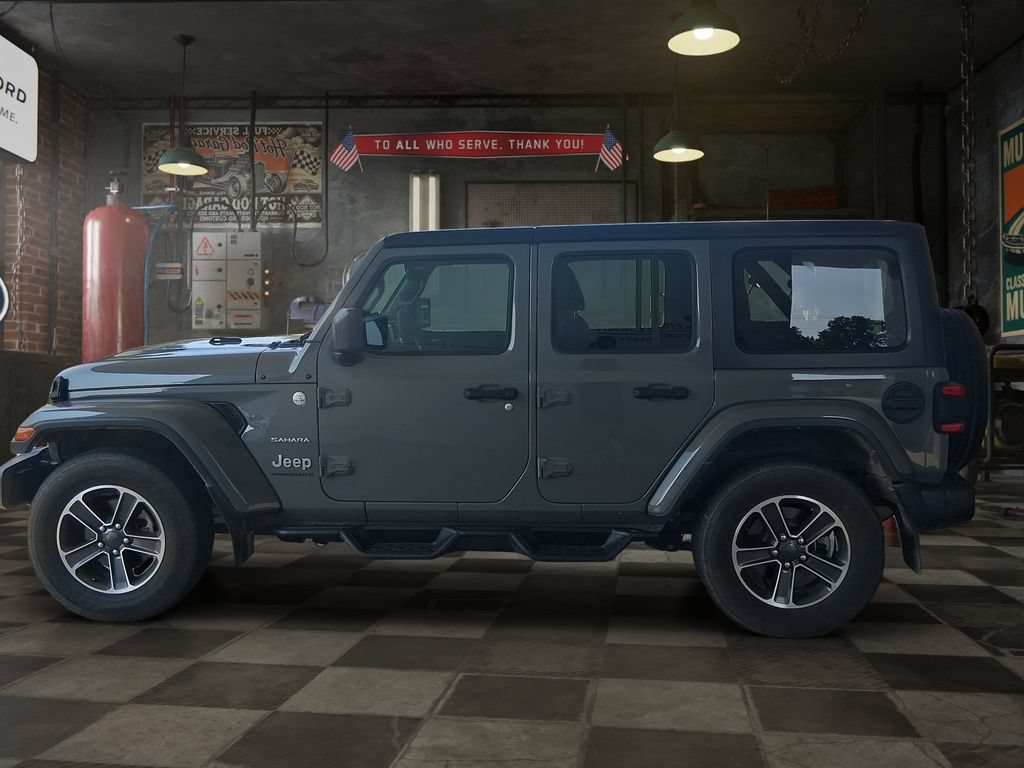 Used 2023 Jeep Wrangler Unlimited Sahara w/ LED Lighting Group AWD/4WD image 3