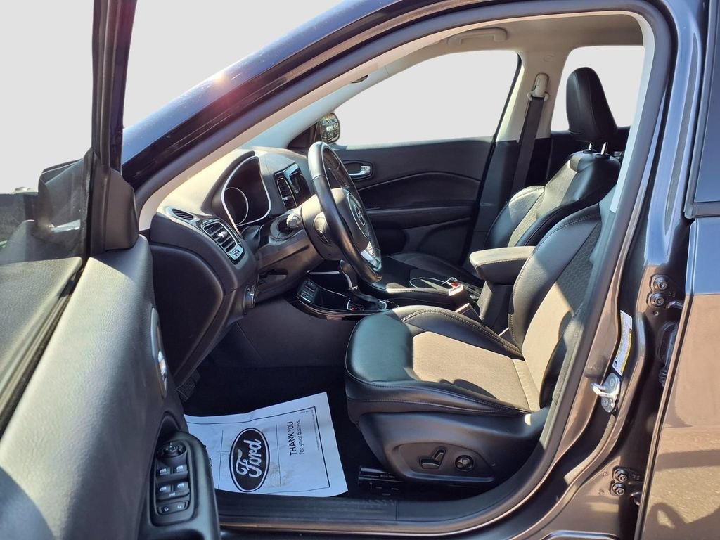 Used 2021 Jeep Compass Latitude FWD image 21