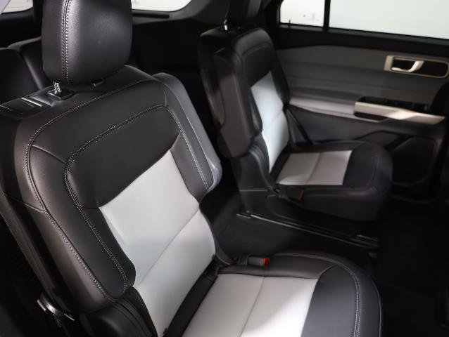 Certified 2023 Ford Explorer XLT w/ Equipment Group 202A image 10