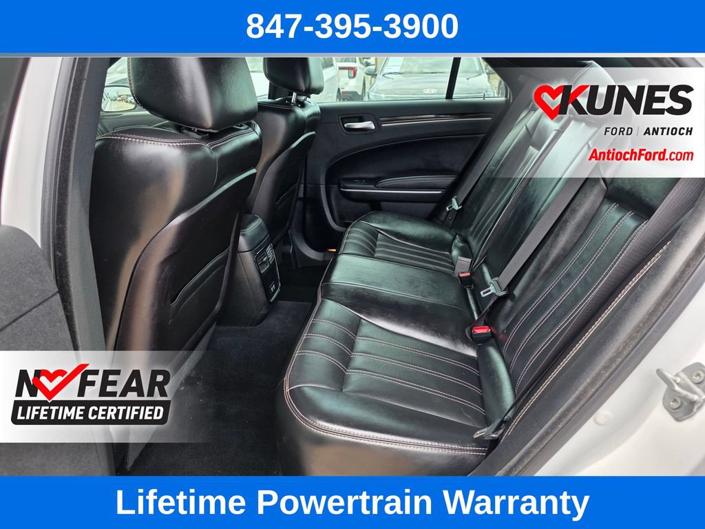 Used 2019 Chrysler 300 S AWD/4WD image 16