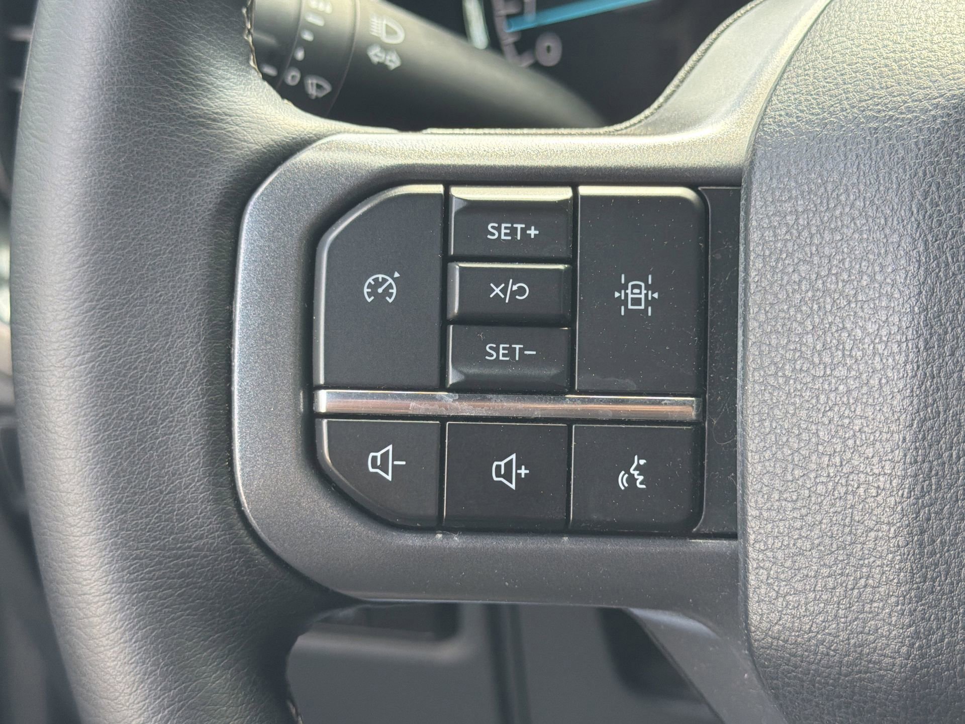 Certified 2023 Ford F150 XLT w/ Equipment Group 302A High image 26