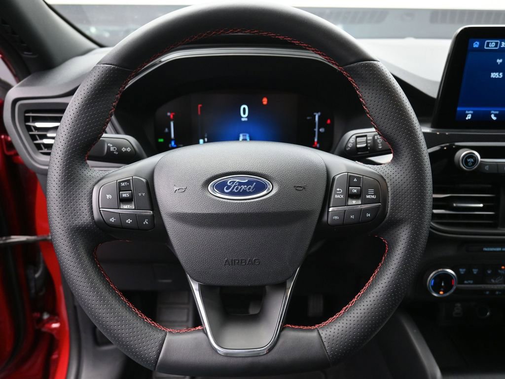 Certified 2025 Ford Escape ST-Line image 26
