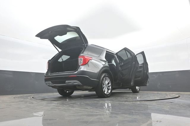 Certified 2020 Ford Explorer XLT w/ Equipment Group 202A AWD/4WD image 44