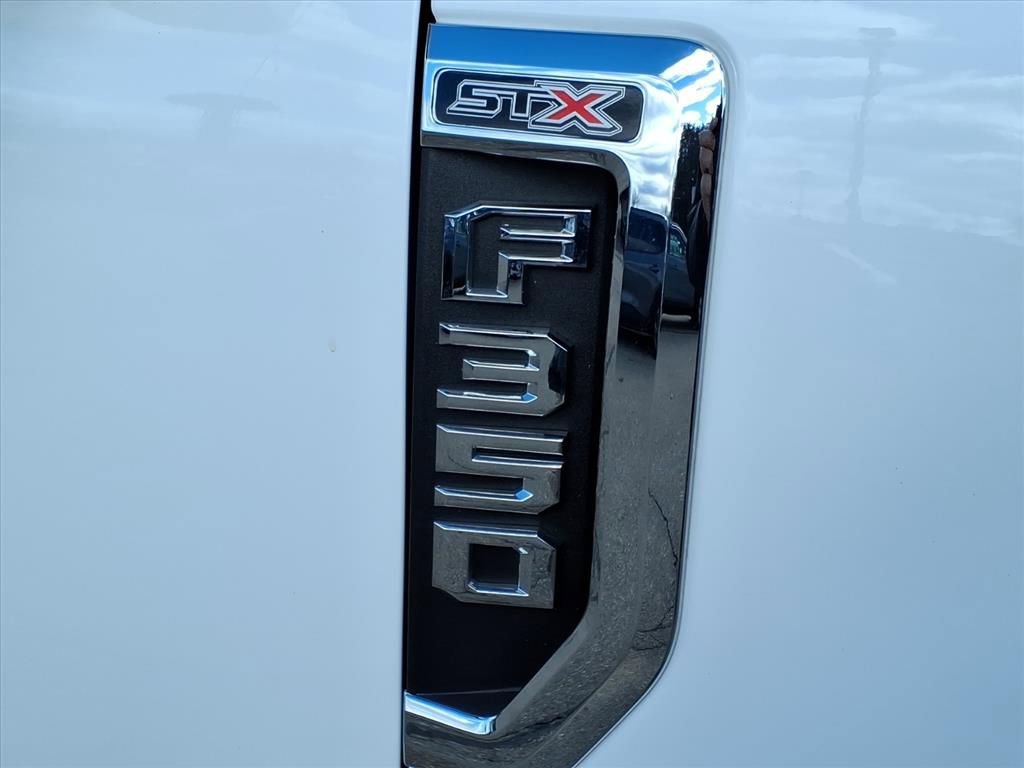 Certified 2021 Ford F350 XL w/ STX Appearance Package AWD/4WD image 10