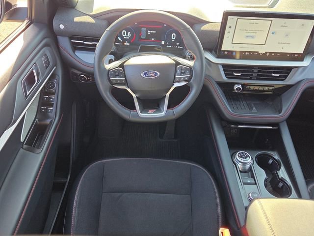 Certified 2025 Ford Explorer ST image 13