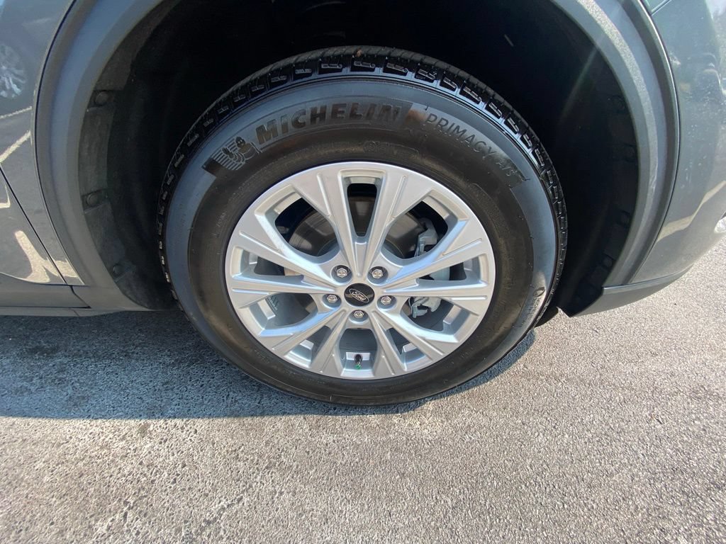 Certified 2025 Ford Escape Active w/ Tech Pack #1 FWD image 30