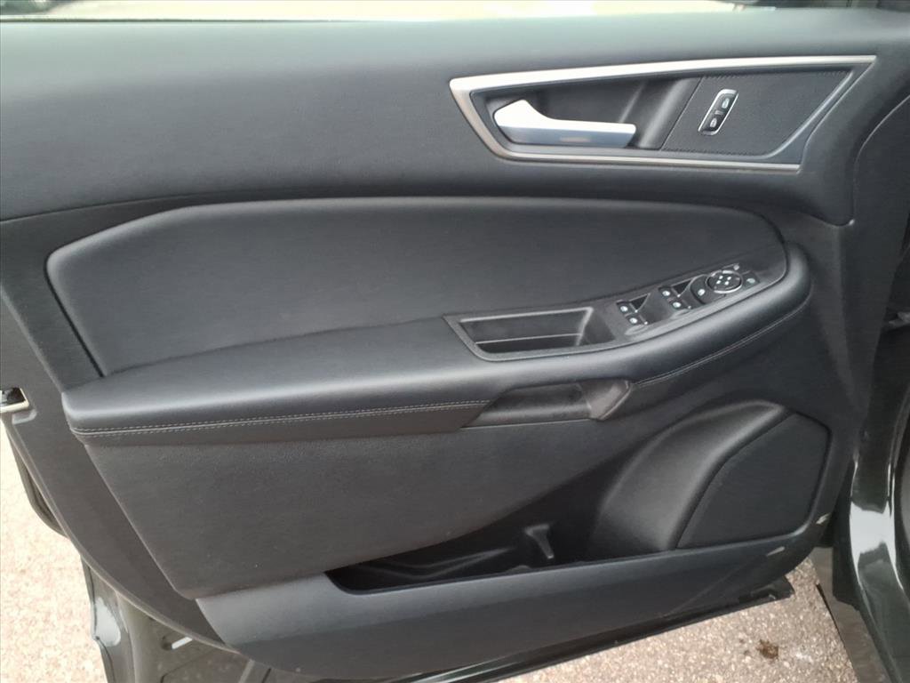 Certified 2022 Ford Edge SEL image 13