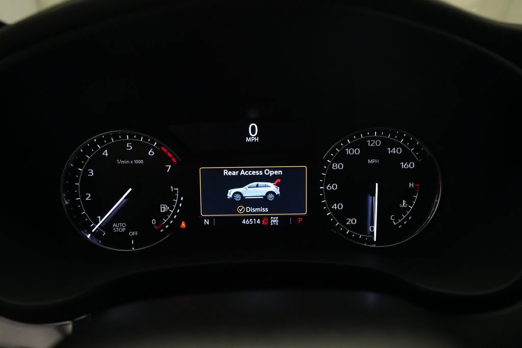 Used 2022 Cadillac XT4 Luxury w/ Cold Weather Package AWD/4WD image 2