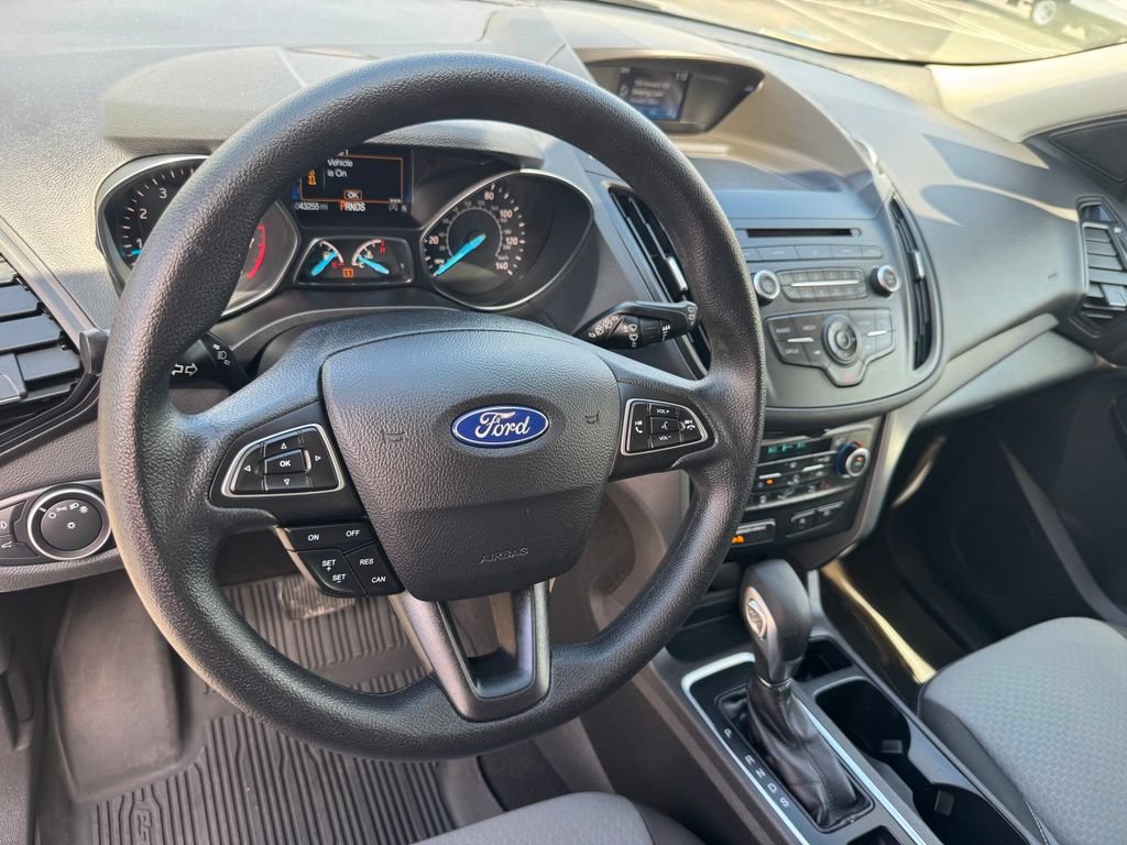 Certified 2018 Ford Escape SE FWD image 30