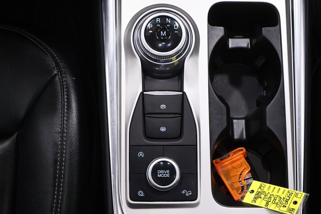 Certified 2020 Ford Explorer XLT w/ Equipment Group 202A image 38