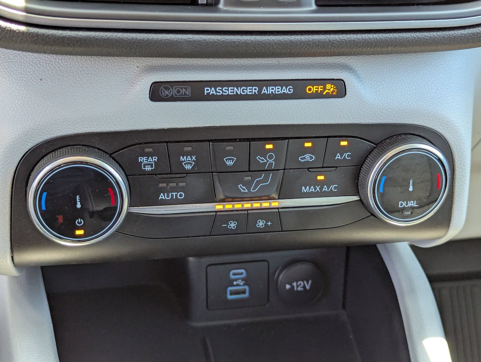 Certified 2023 Ford Escape Active FWD image 21