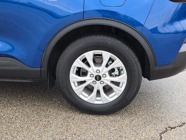 Certified 2023 Ford Escape Active w/ Cold Weather Package FWD image 15