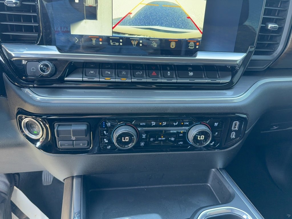 Used 2025 Chevrolet Silverado 1500 High Country image 22