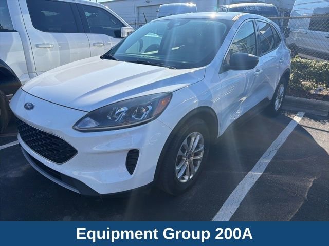 Certified 2022 Ford Escape SE w/ Convenience Package image 2