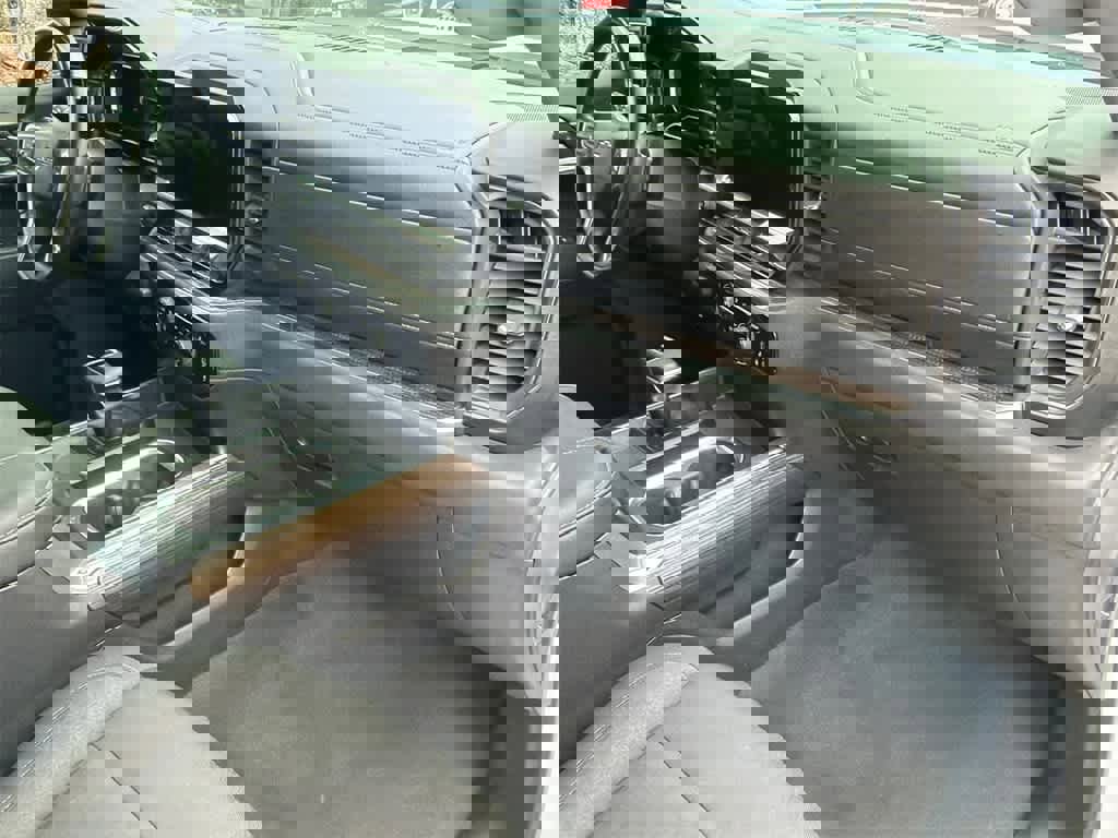 Used 2023 Chevrolet Silverado 1500 RST image 13