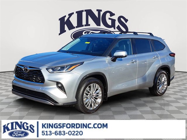 Used 2024 Toyota Highlander Platinum image 1