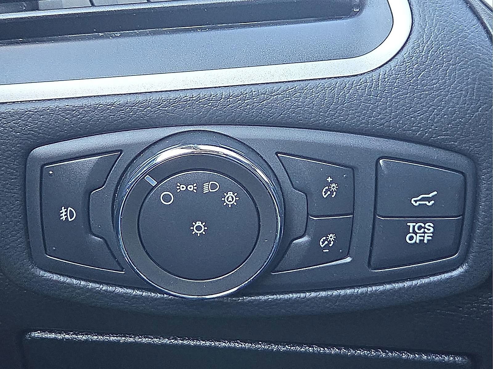 Certified 2021 Ford Edge ST-Line image 17