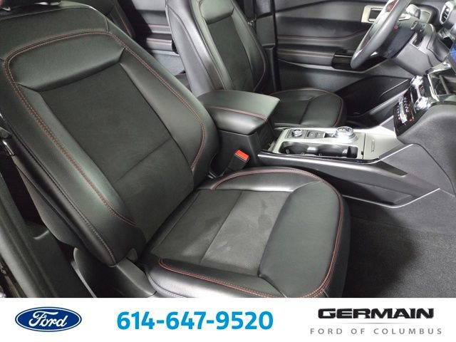 Certified 2024 Ford Explorer ST-Line w/ Class IV Trailer Tow Package AWD/4WD image 29