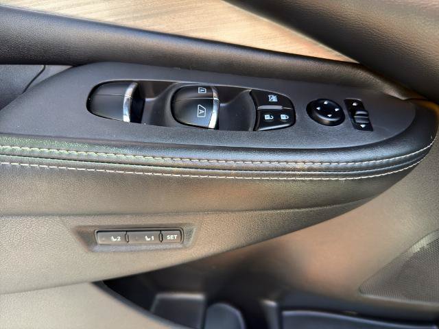 Used 2017 Nissan Murano SL AWD/4WD image 18