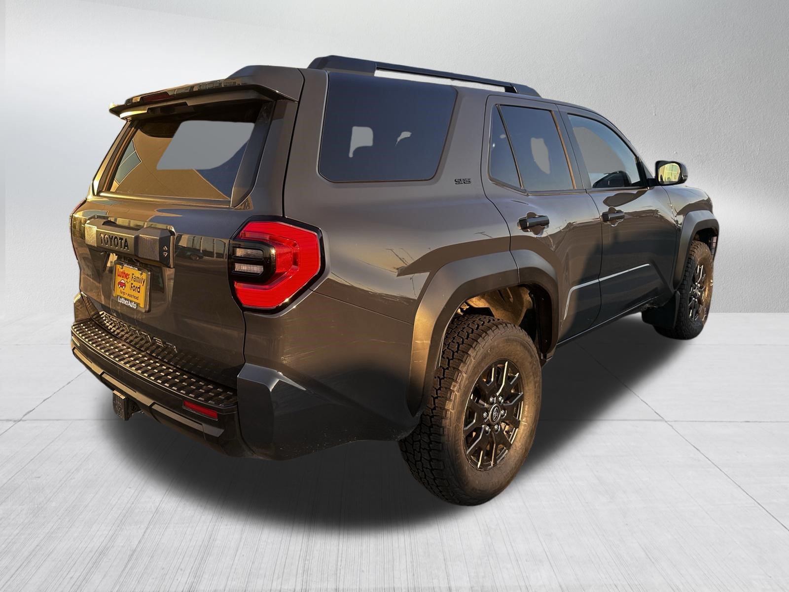 Used 2025 Toyota 4Runner SR5 AWD/4WD image 7