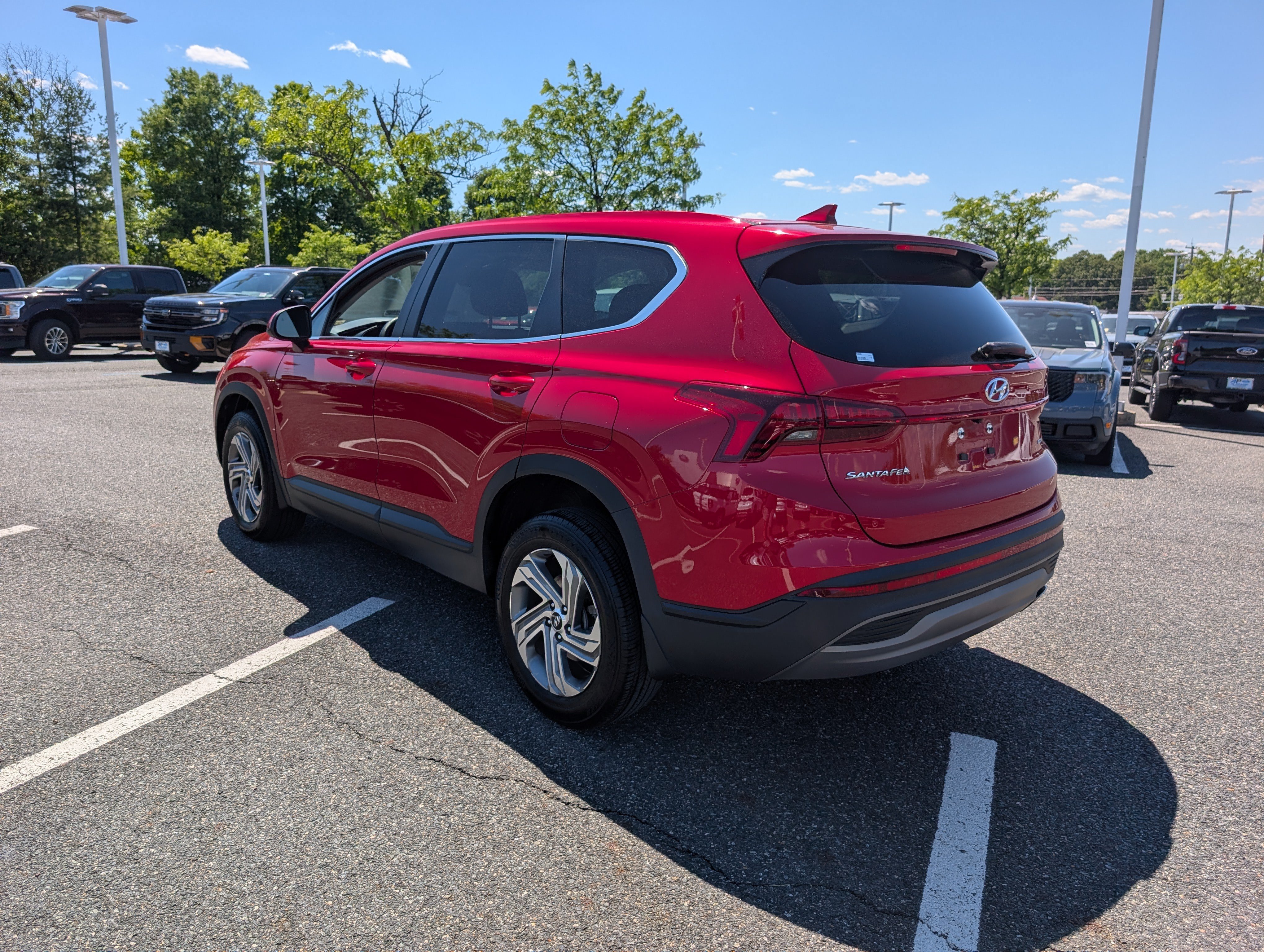 Used 2022 Hyundai Santa Fe SE AWD/4WD image 5