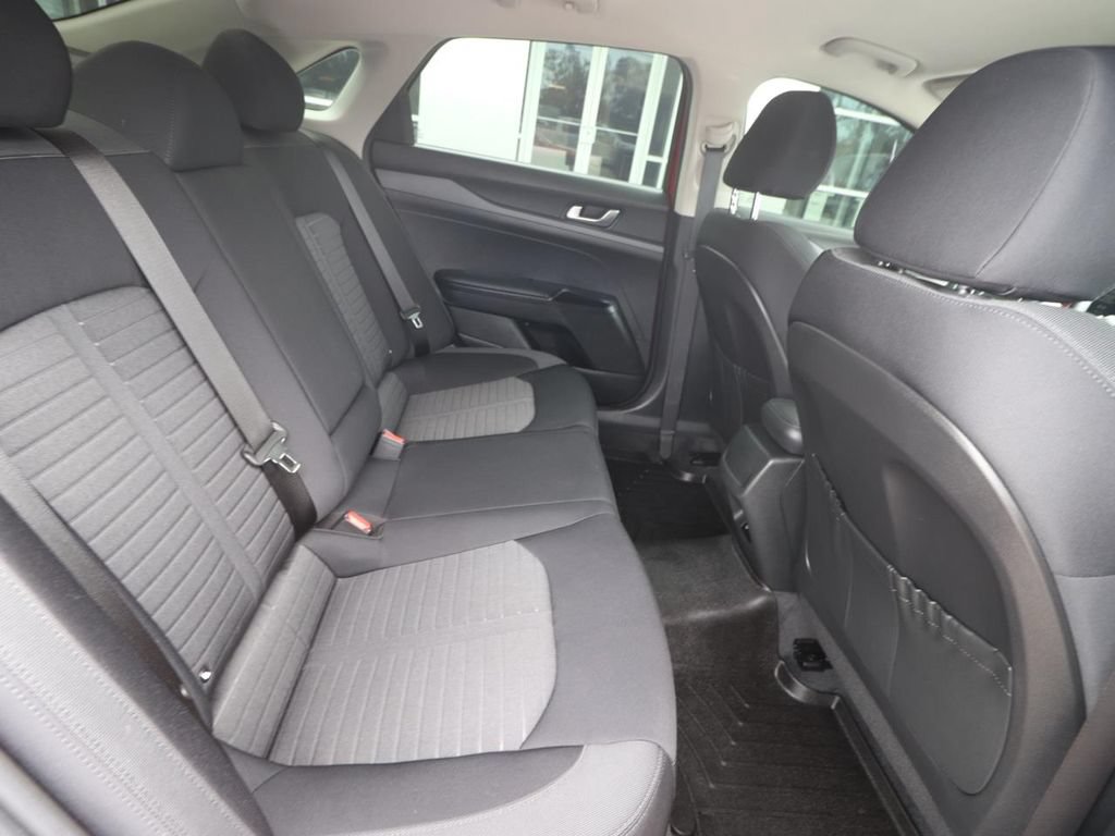 Used 2025 Kia K5 LXS FWD image 21