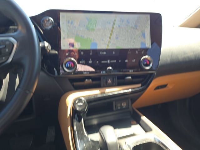 Used 2025 Lexus NX 250 FWD w/ Accessory Package (2T) image 17