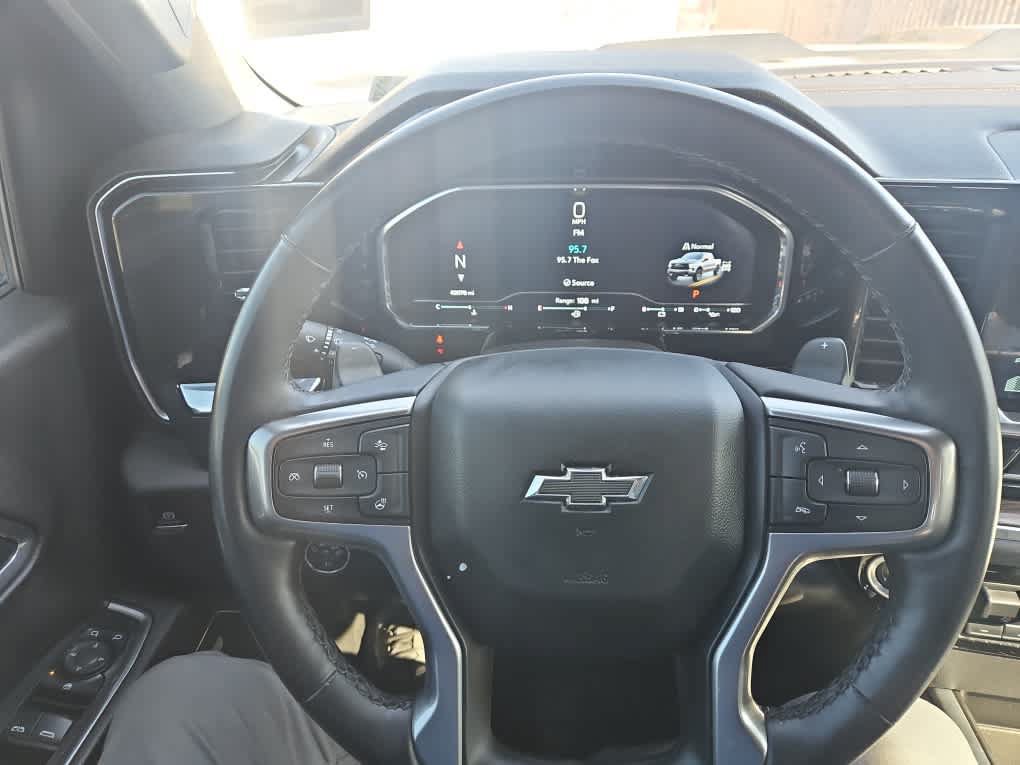 Used 2024 Chevrolet Silverado 1500 LT Trail Boss w/ LT Trail Boss Premium Package AWD/4WD image 14