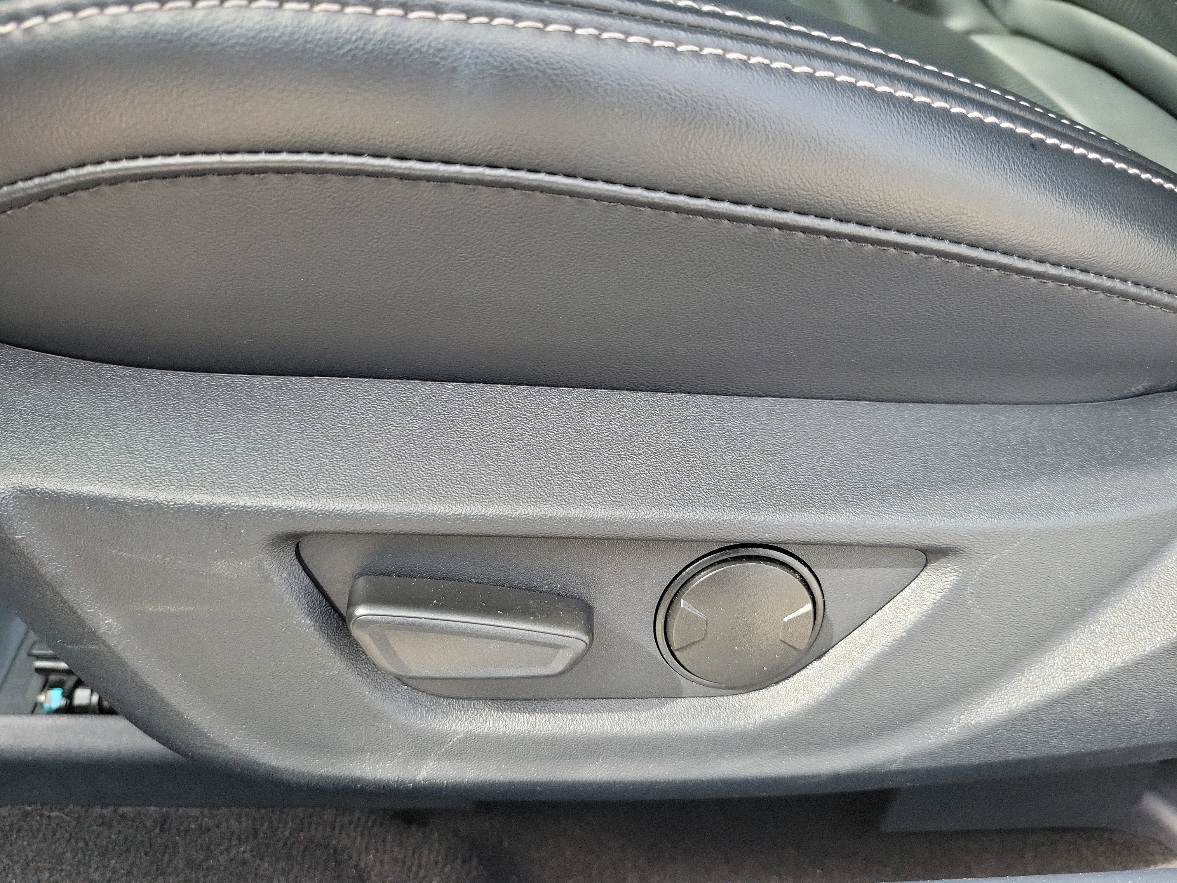 Certified 2024 Ford Mustang Premium RWD image 12