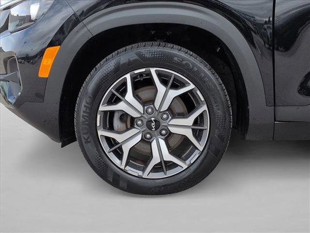 Used 2023 Kia Seltos EX image 25